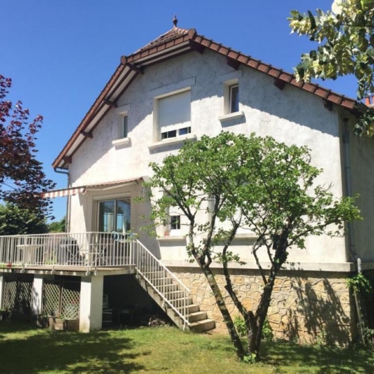 CHEVALIER IMMOBILIER : Maison / Villa | SAINT-AMAND-MONTROND (18200) | 163.00m2 | 153 725 € CHEVALIER IMMOBILIER : Maison / Villa | SAINT-AMAND-MONTROND (18200) | 163.00m2 | 153 725 €