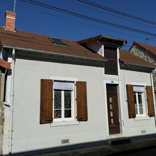 CHEVALIER IMMOBILIER : Maison / Villa | SAINT-AMAND-MONTROND (18200) | 87.00m2 | 65 000 € 