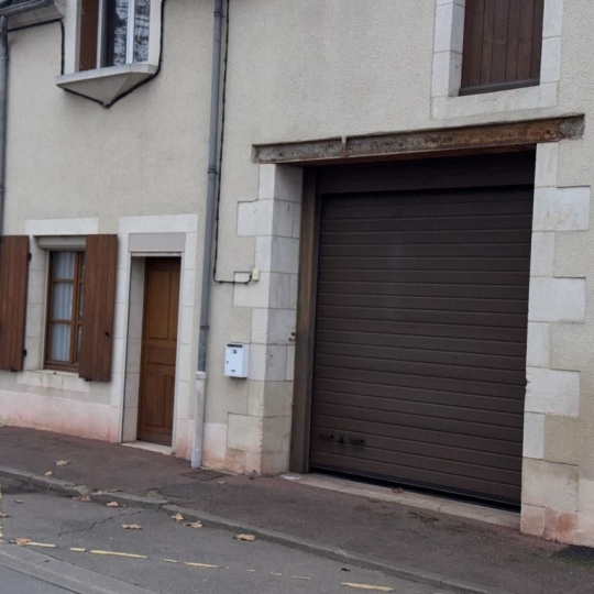 CHEVALIER IMMOBILIER : House | SAINT-AMAND-MONTROND (18200) | 147.00m2 | 108 000 € 