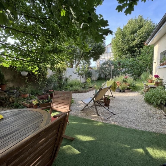 CHEVALIER IMMOBILIER : Maison / Villa | SAINT-AMAND-MONTROND (18200) | 202.00m2 | 187 250 € CHEVALIER IMMOBILIER : Maison / Villa | SAINT-AMAND-MONTROND (18200) | 202.00m2 | 187 250 €