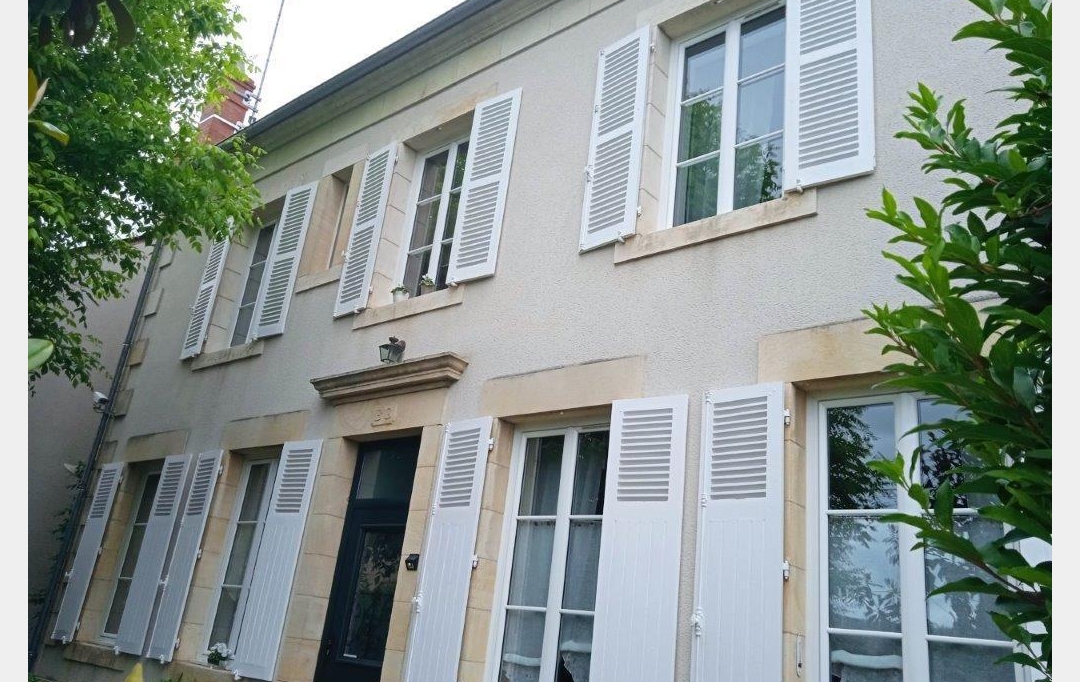 CHEVALIER IMMOBILIER : Maison / Villa | SAINT-AMAND-MONTROND (18200) | 172 m2 | 334 000 € 