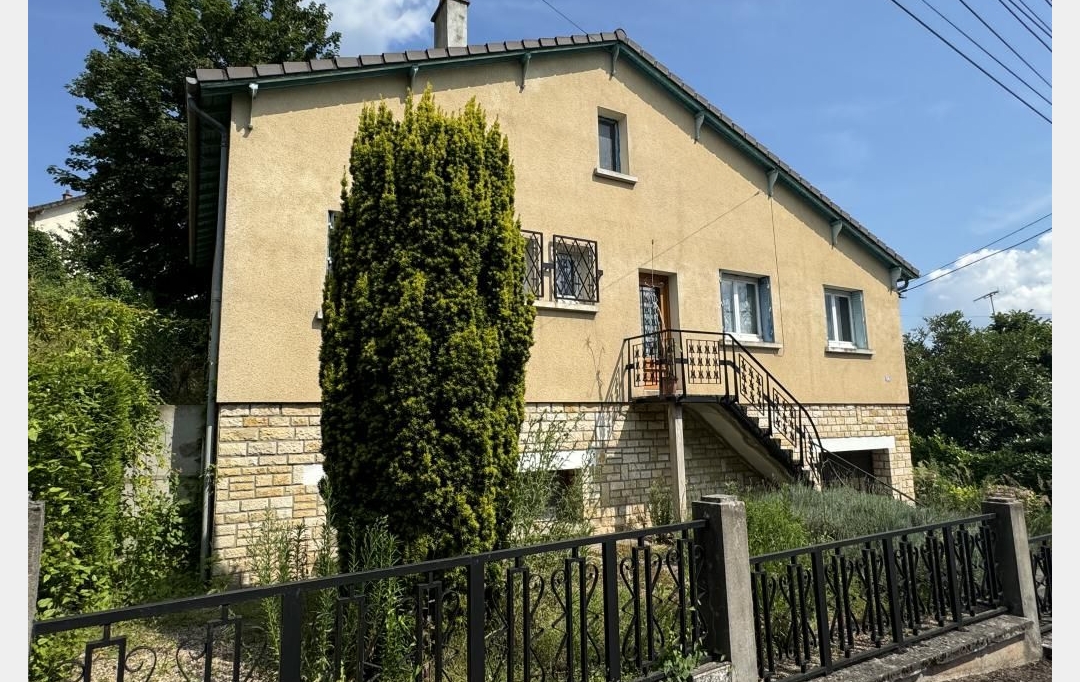 CHEVALIER IMMOBILIER : Maison / Villa | SAINT-AMAND-MONTROND (18200) | 95 m2 | 128 000 € 