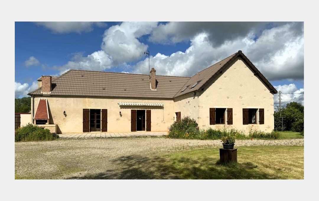 CHEVALIER IMMOBILIER : Maison / Villa | SAINT-AMAND-MONTROND (18200) | 167 m2 | 252 000 € 