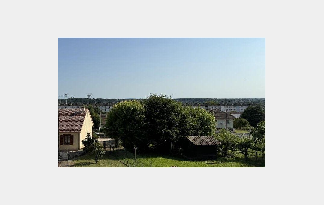 CHEVALIER IMMOBILIER : Maison / Villa | SAINT-AMAND-MONTROND (18200) | 60 m2 | 65 000 € 