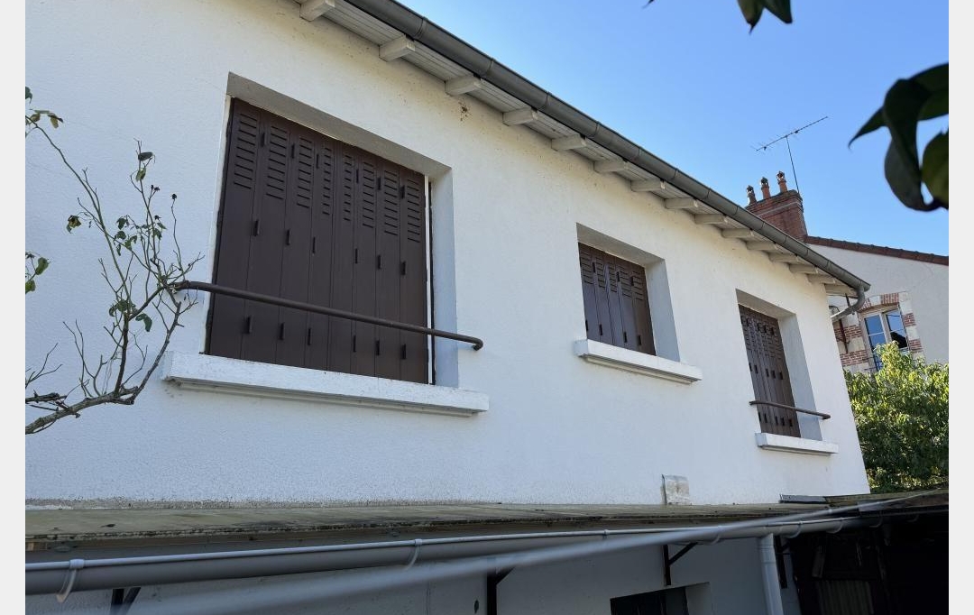 CHEVALIER IMMOBILIER : Maison / Villa | SAINT-AMAND-MONTROND (18200) | 87 m2 | 65 000 € 