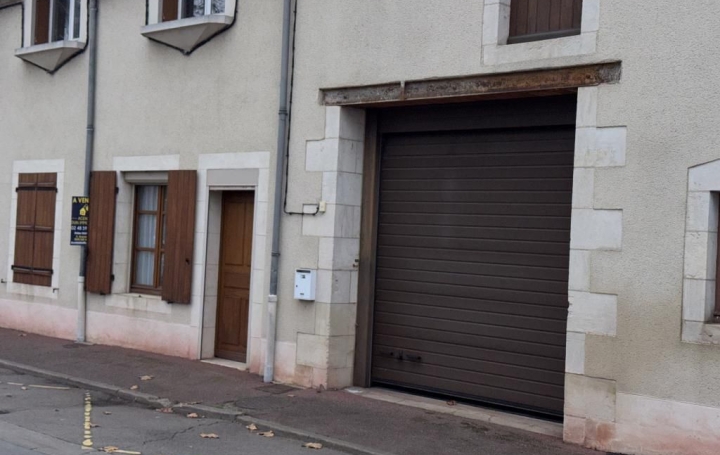  CHEVALIER IMMOBILIER House | SAINT-AMAND-MONTROND (18200) | 147 m2 | 108 000 € 